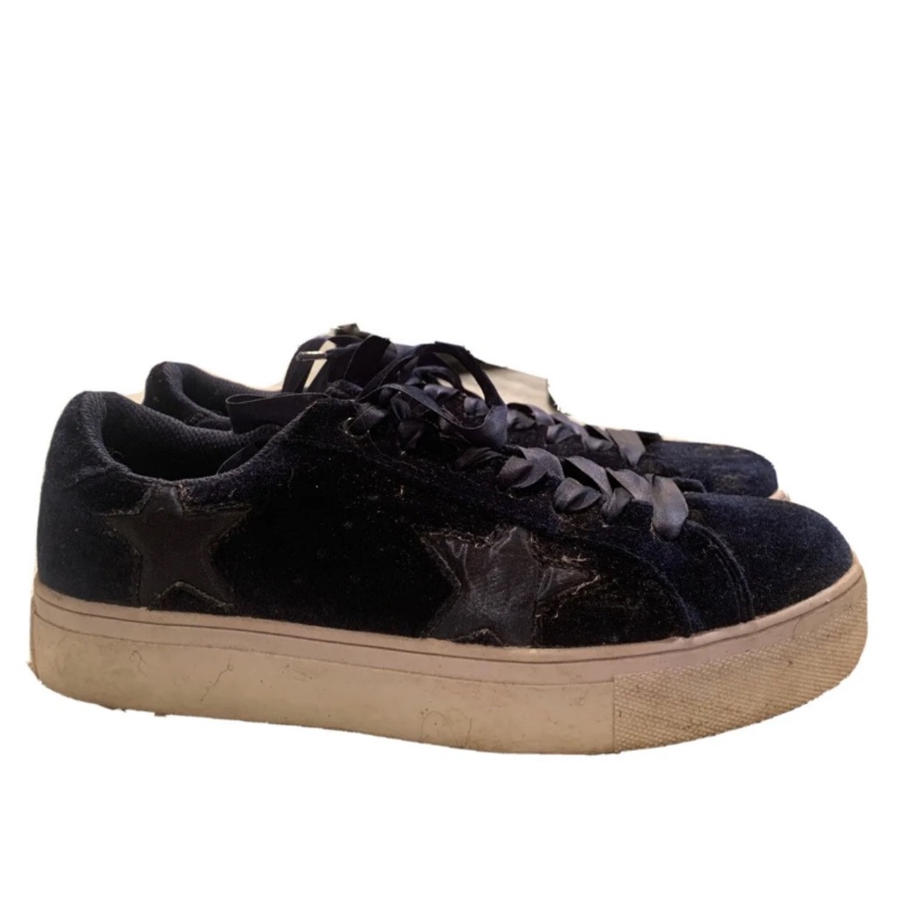 Madden Girl Blue Starstruck Velvet Lace Up Sneakers Size 9